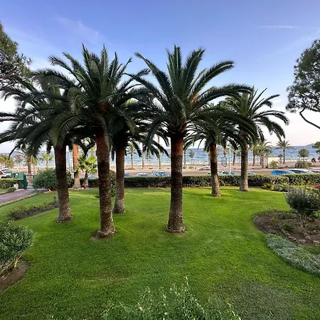 Les Pieds Dans L'eau Апартаменты